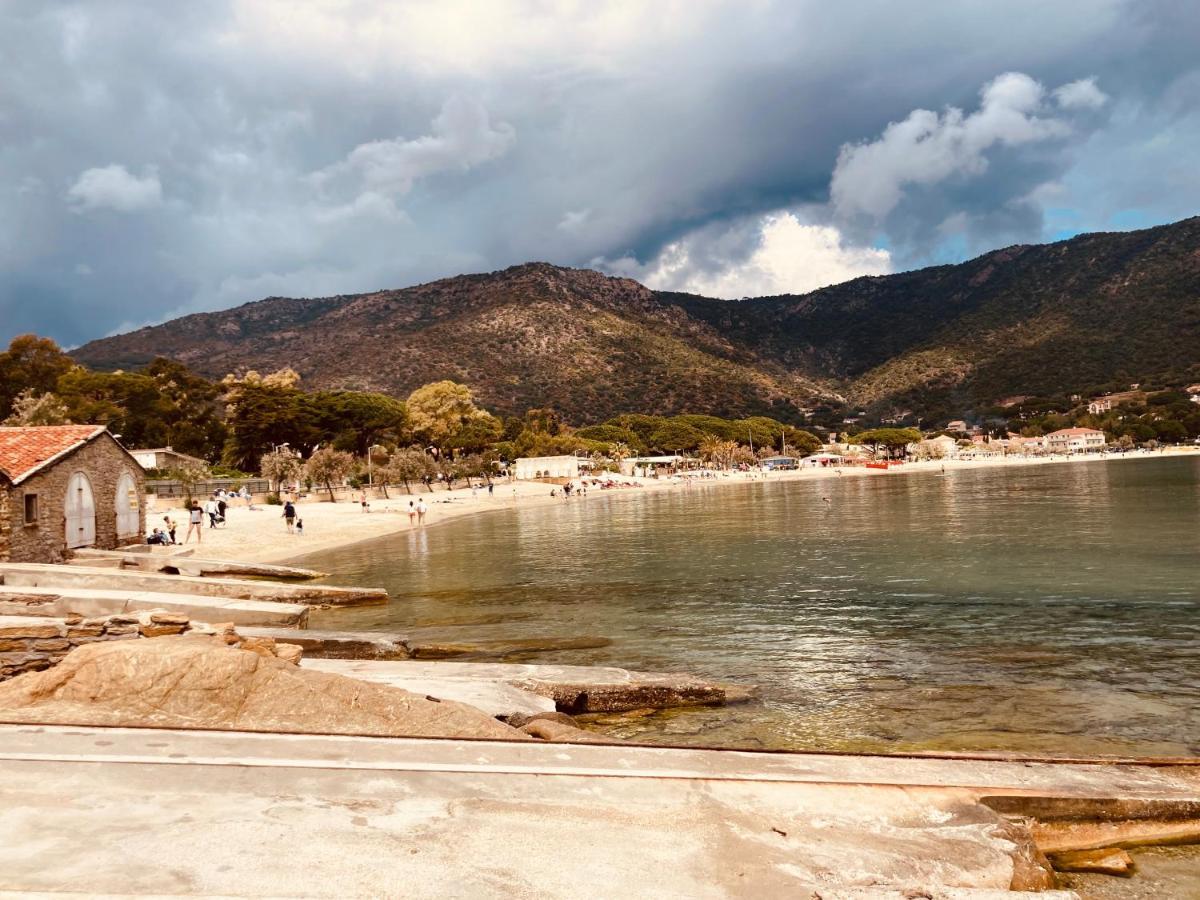 Duplex Vue Mer Plage De Saint-Clair Le Lavandou Esterno foto